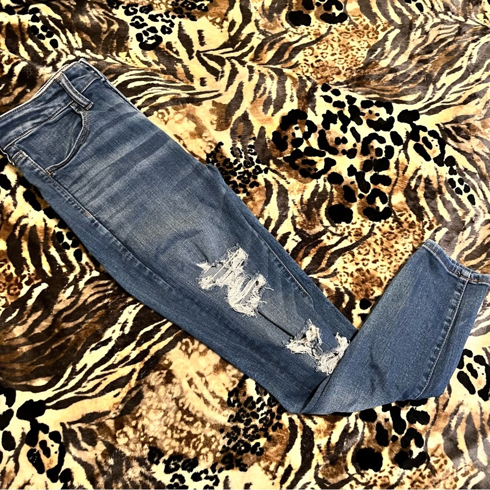 Women’s American Eagle Jeans